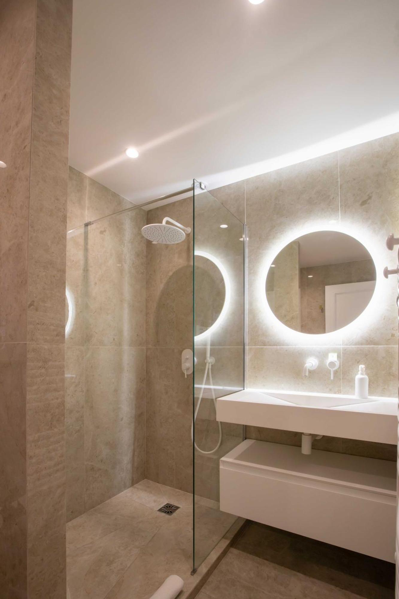 Nice 2 Bed Flat - Hyper Centre St Tropez Сен-Тропе Экстерьер фото