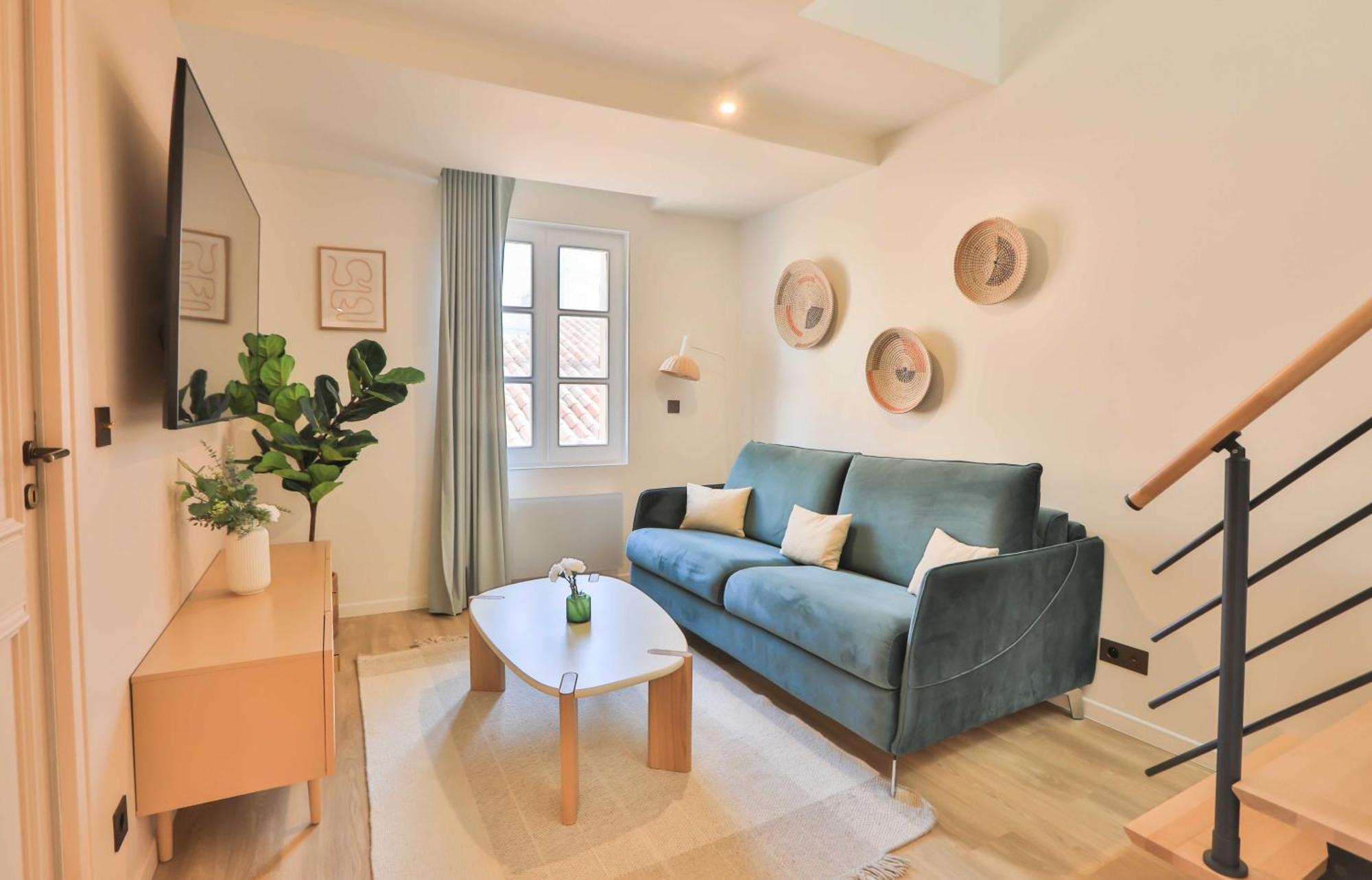 Nice 2 Bed Flat - Hyper Centre St Tropez Сен-Тропе Экстерьер фото